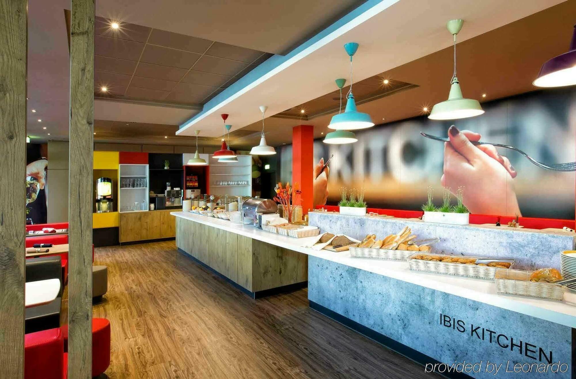 Ibis Linz City Bagian luar foto