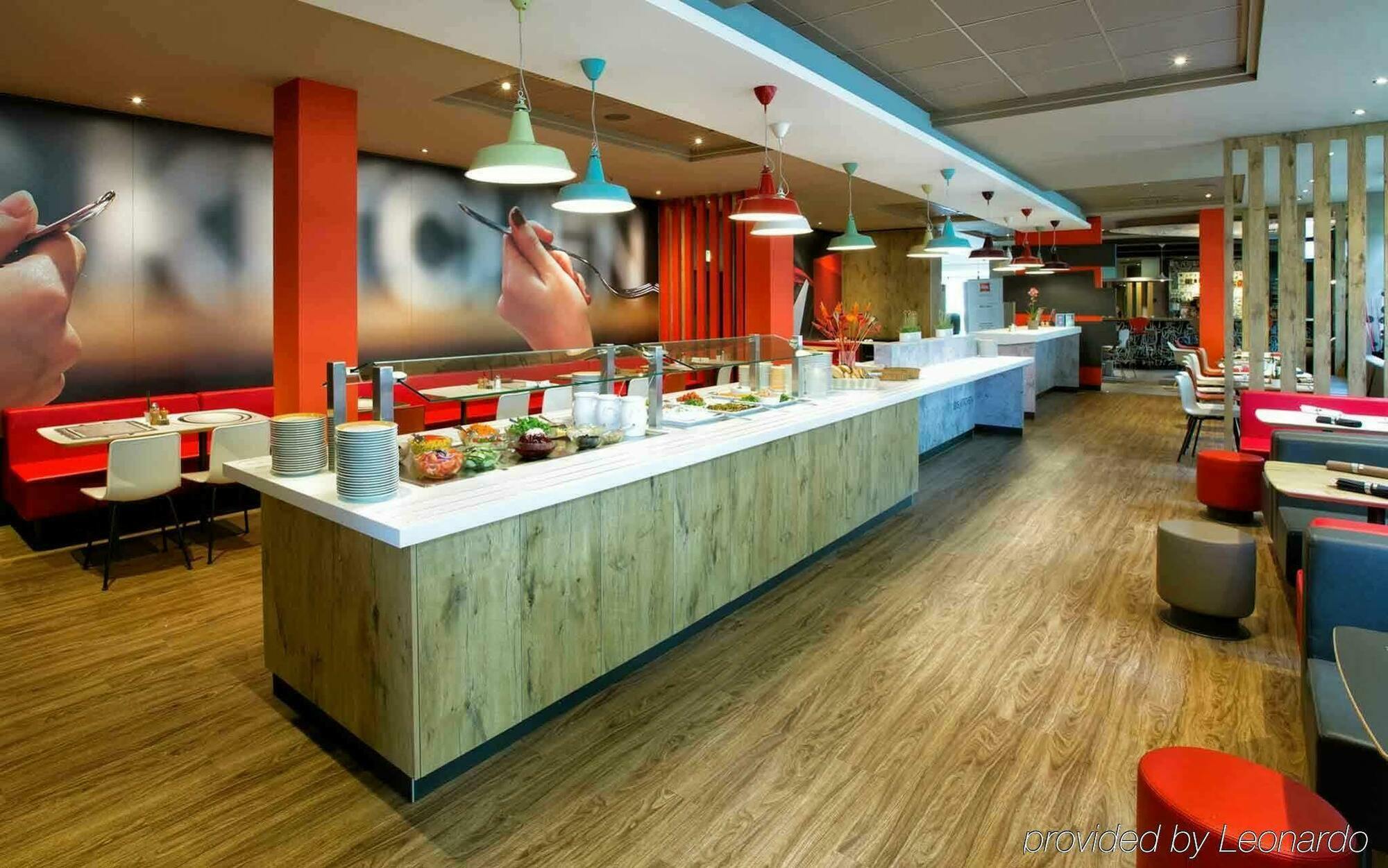Ibis Linz City Bagian luar foto